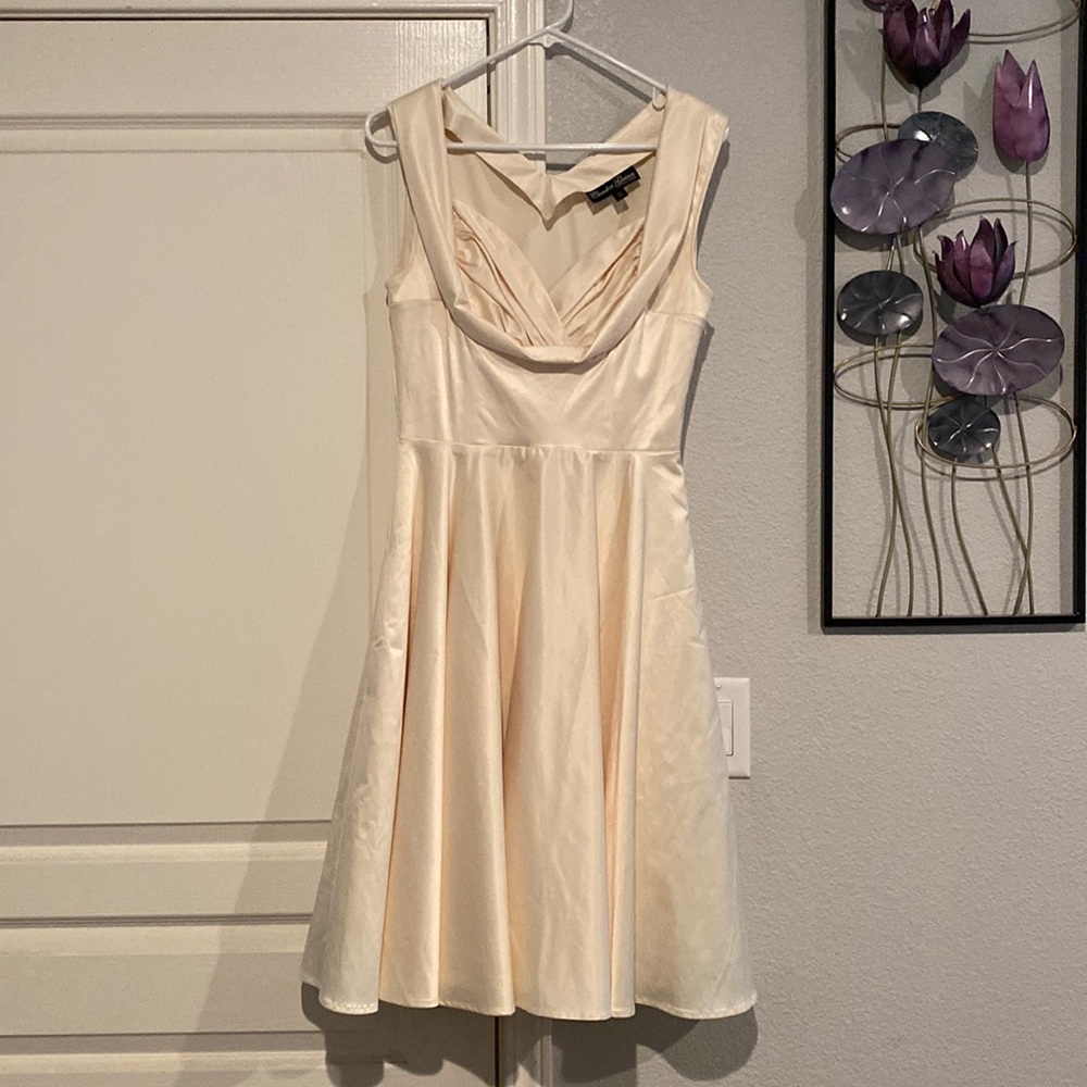 1950's style Candice Gwinn Lena Halter Dress with pockets!